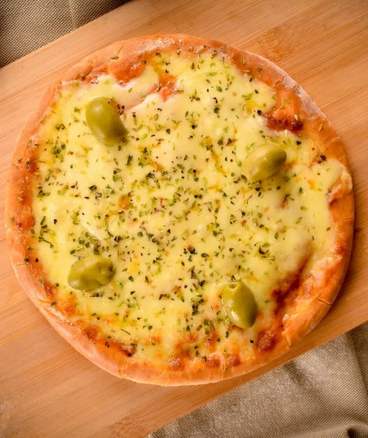Pizza Muzzarella